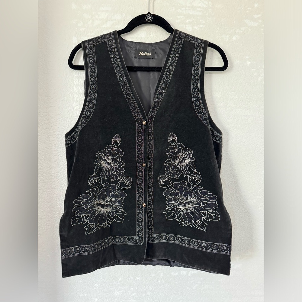Rolens Vintage Women’s Velvet Vest Floral Print
